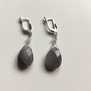 New-Beautiful Handmade Stone Earrings